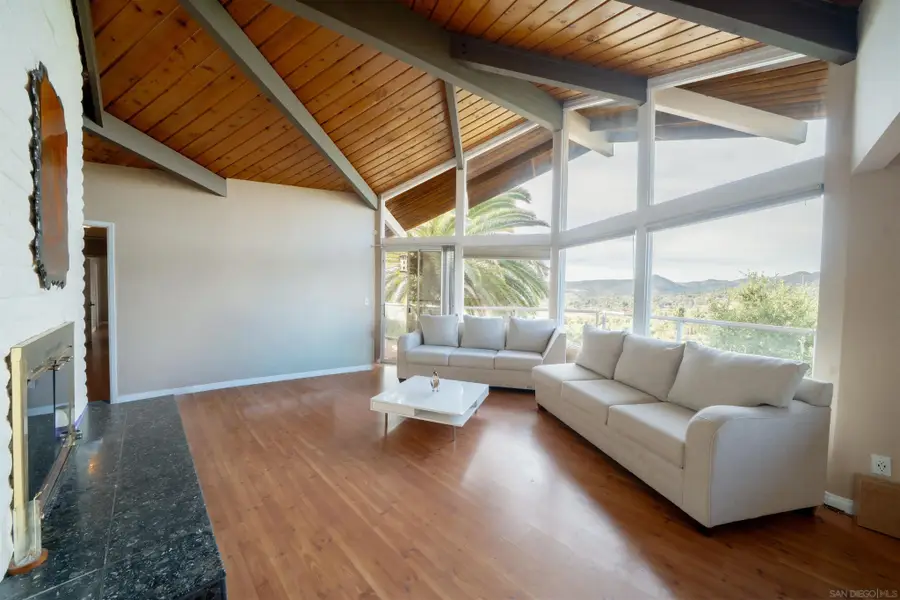 2373 Carroll Ln, Escondido, CA 92027 - #2