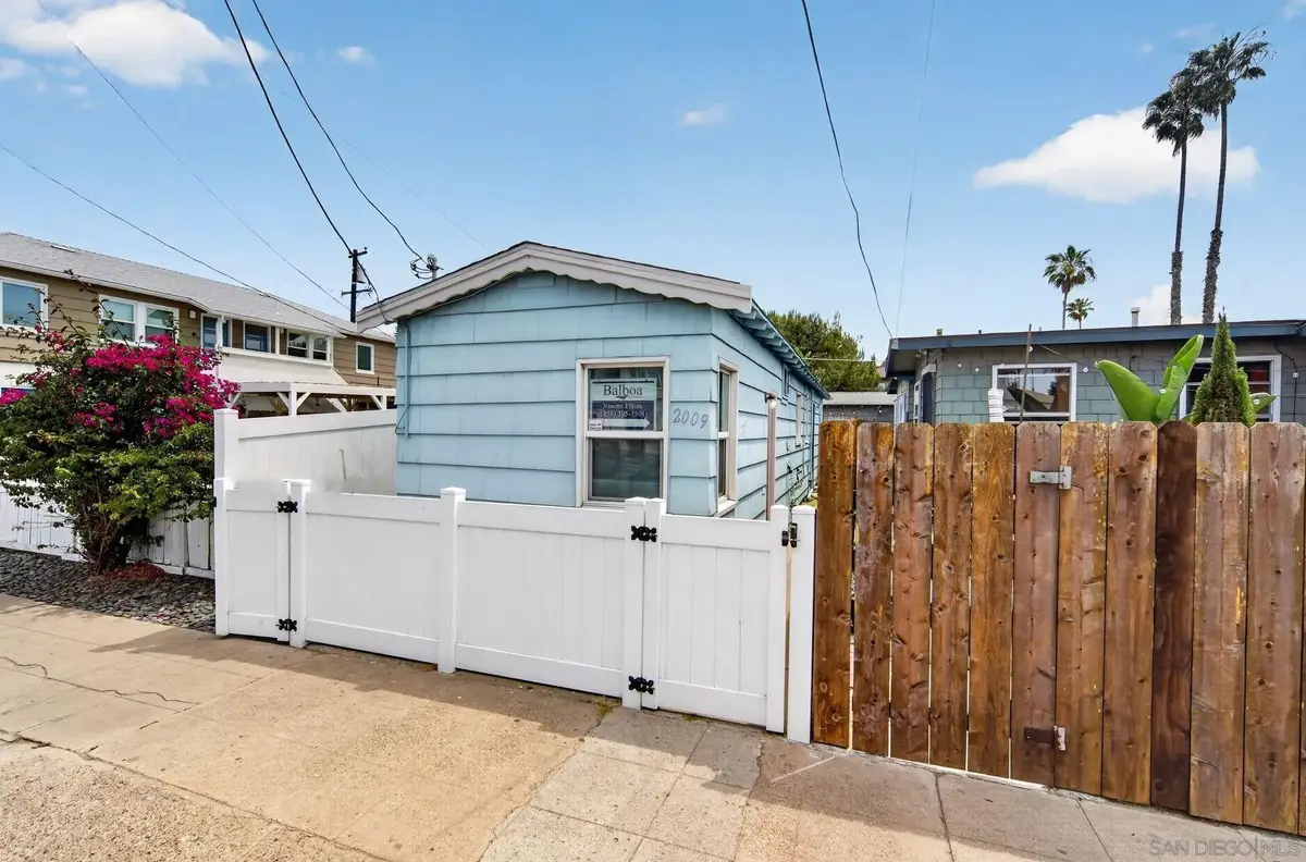 2009 Bacon Street, Ocean Beach, CA 92107 - #1