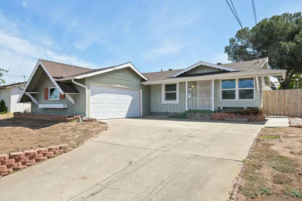 877 Alveda Avenue, El Cajon, CA 92019 - #1