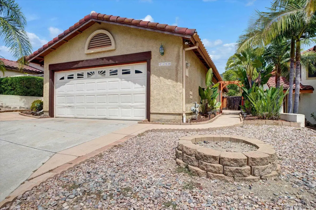 1350 Dos Hermanos Gln, Escondido, CA 92027 - #1
