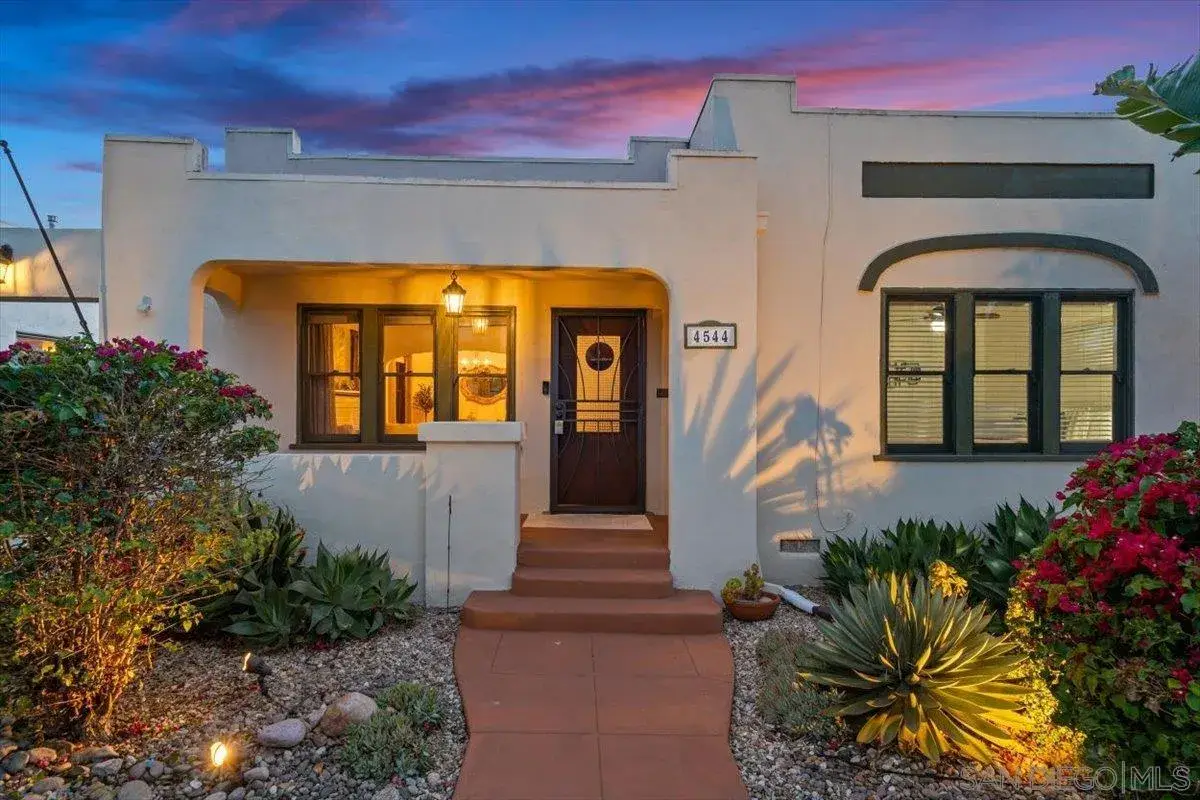 4544 Kensington Dr, San Diego, CA 92116 - #1
