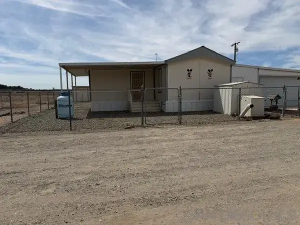 1405 York Road, Imperial, CA 92283