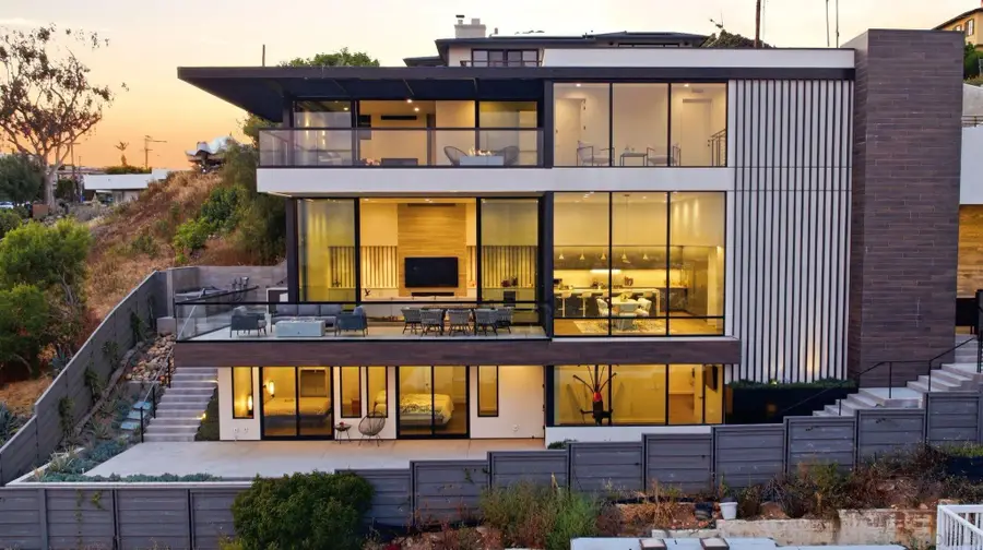 2035 Evergreen St, San Diego, CA 92106 - #2