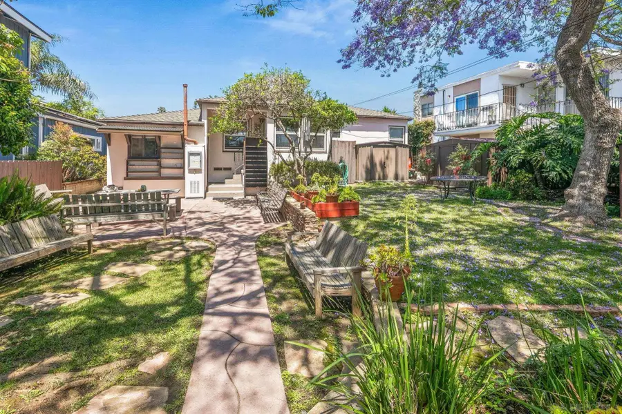 2045-47 Felspar St, San Diego, CA 92109 - #2