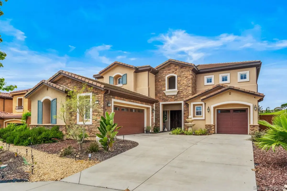 1077 Village Dr, Oceanside, CA 92057 - #1