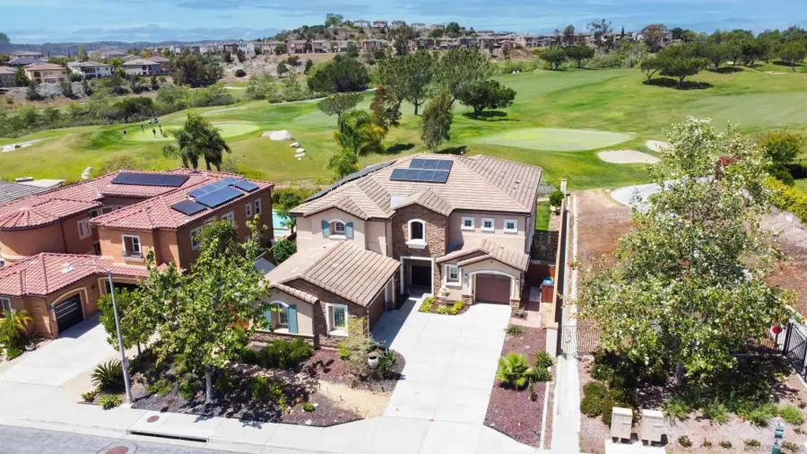 1077 Village Dr, Oceanside, CA 92057 - #2