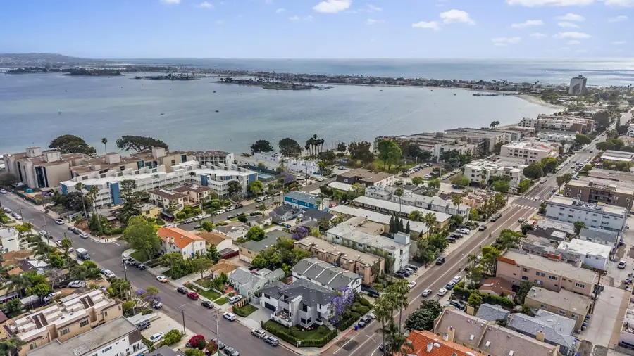 1375 Pacific Beach Dr., San Diego, CA 92109 - #3