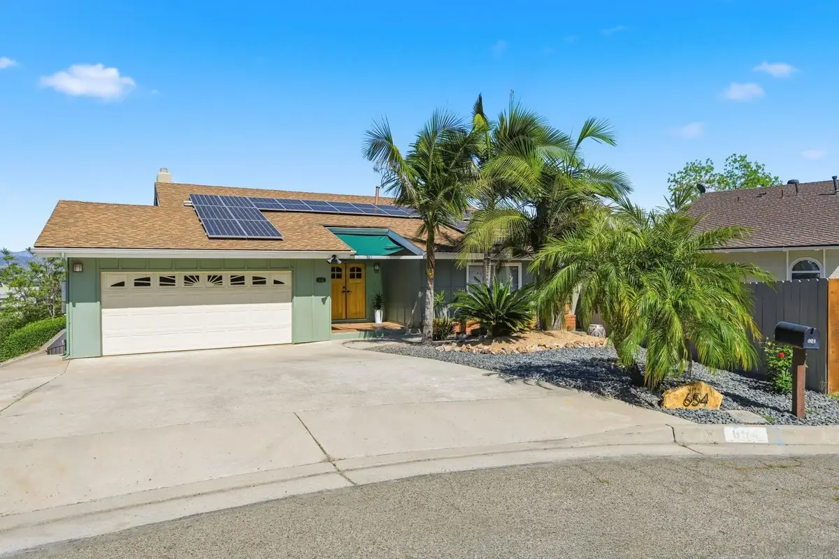 654 Schafer Place, Escondido, CA 92025 - #1