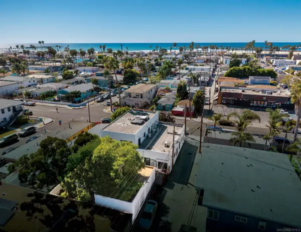 2175 Bacon St, San Diego, CA 92107