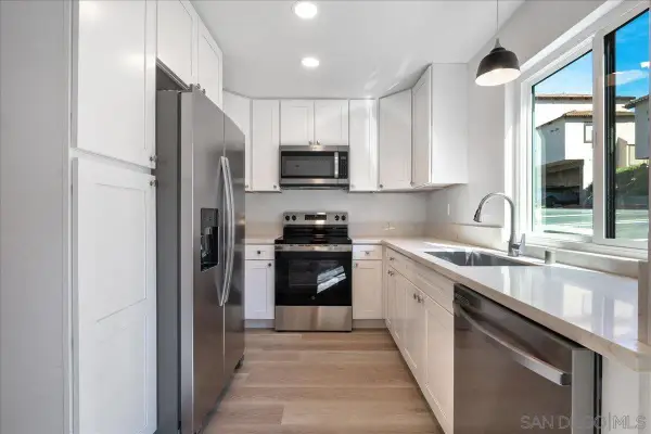 955 Postal Way #29, Vista, CA 92083