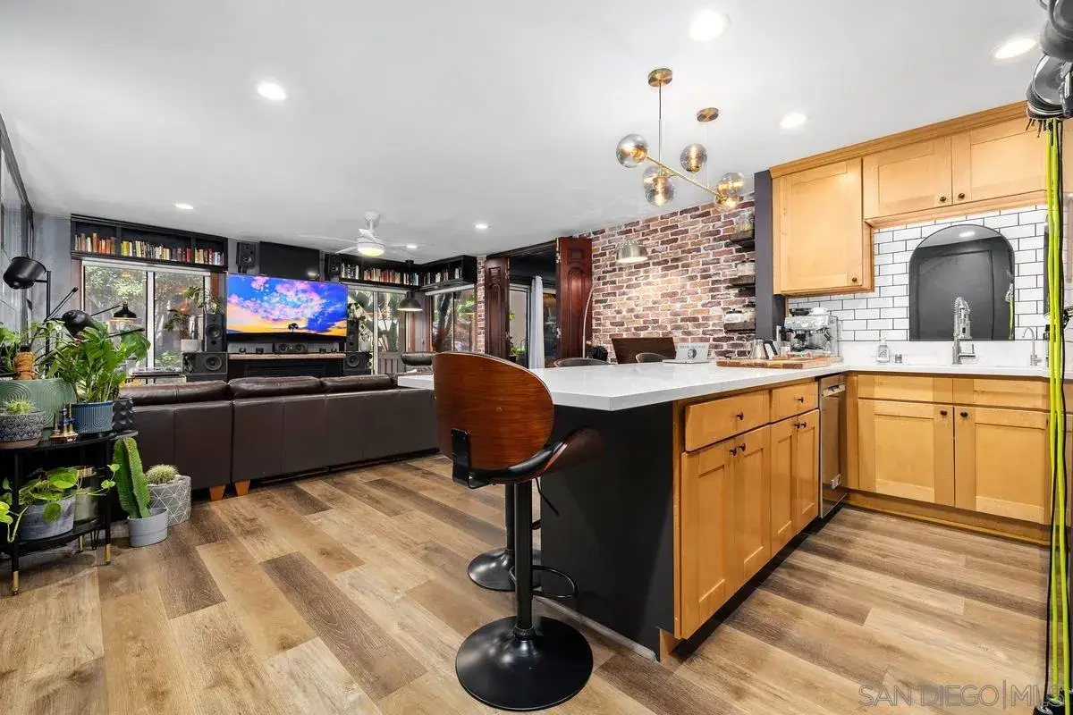 1775 Diamond #105, San Diego, CA 92109 - #1