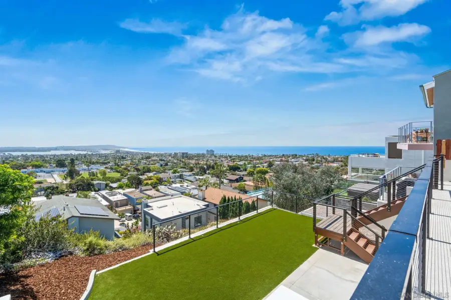 1251 - 1253 Van Nuys St, San Diego, CA 92109 - #3