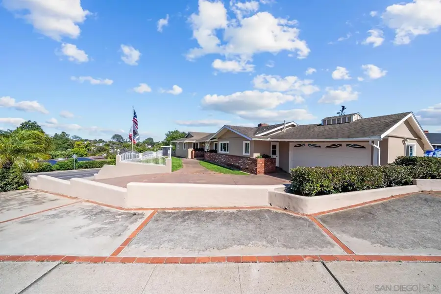 1261 Catalina, San Diego, CA 92107 - #2