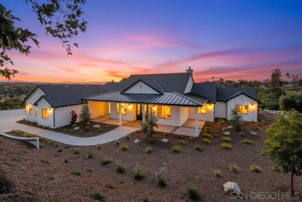 575 Twin Country Lane, Fallbrook, CA 92028 - #1
