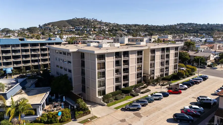 7811 Eads Ave #311, La Jolla, CA 92037 - Image #2