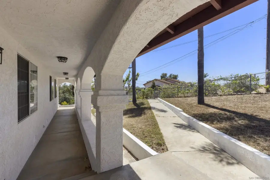 3480 Sunset Dr, Fallbrook, CA 92028 - #3