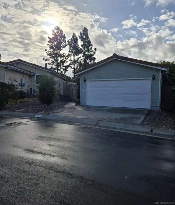 14955 Avenida Venusto #26, San Diego, CA 92128