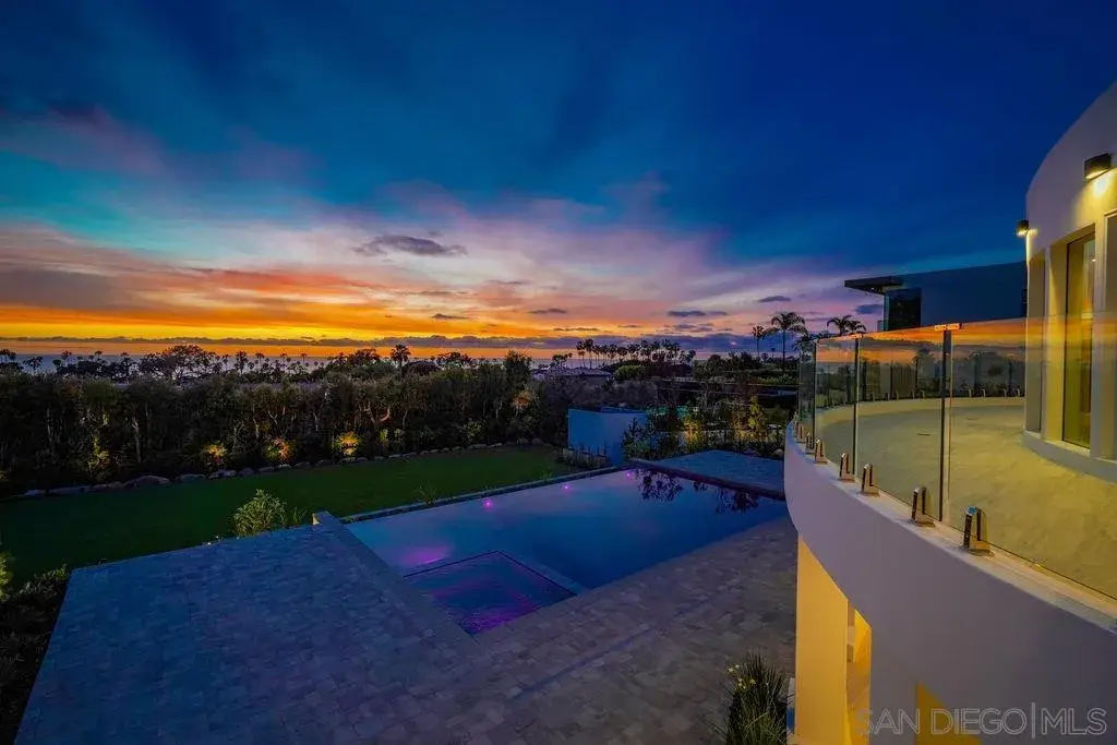 8308 Calle Del Cielo, La Jolla, CA 92037 - #1