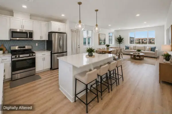 5310 Seacliff Pl #13, San Diego, CA 92154