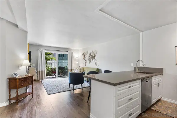 8036 Linda Vista #1P, San Diego, CA 92111