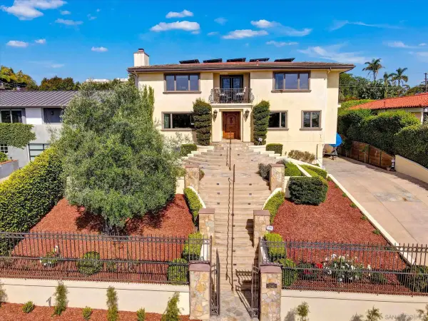 2540 Chatsworth, San Diego, CA 92106