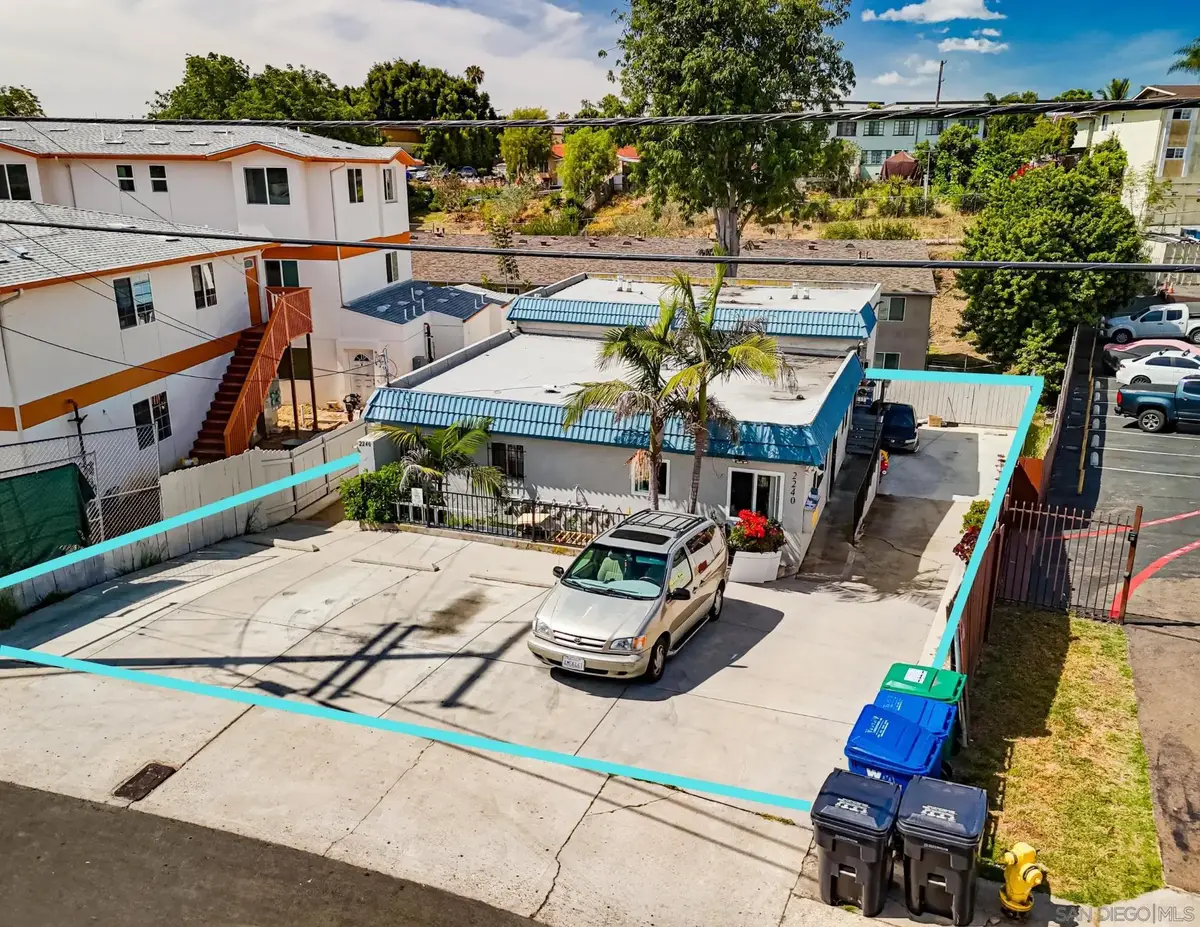 2240 W Dunlop, San Diego, CA 92111 - #1
