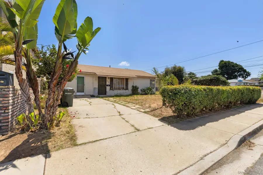 535 12th St, Imperial Beach, CA 91932 - #2