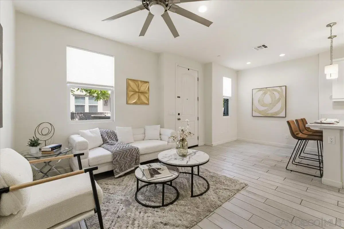 4156 Sitio Cielo, Oceanside, CA 92057 - #1