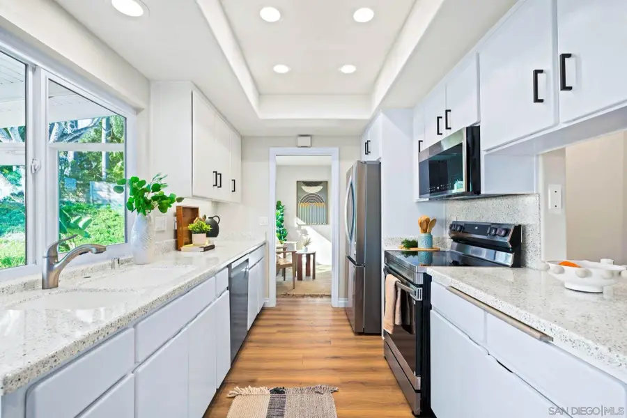 831 Santa Rosita, Solana Beach, CA 92075 - #3