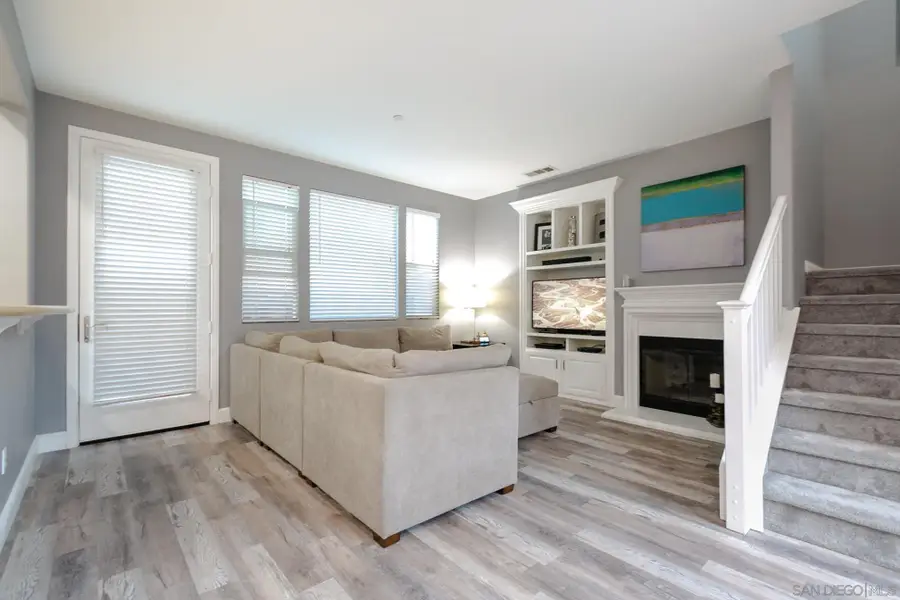 10547 Hollingsworth, San Diego, CA 92127 - #3