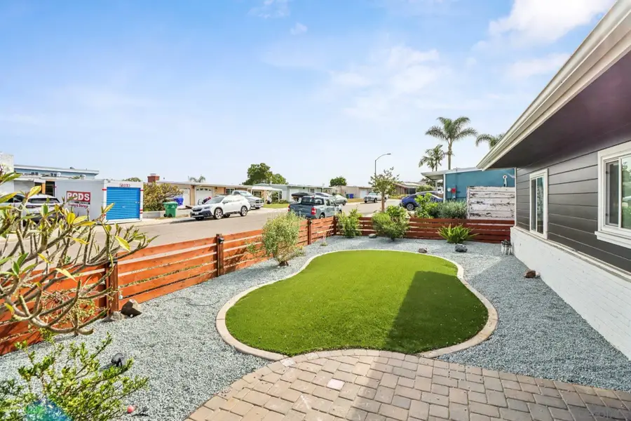 6321 Celia Vista Dr., San Diego, CA 92115 - #3