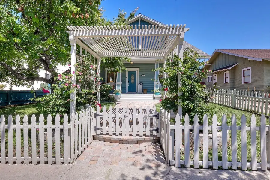 3090 Hawthorn, San Diego, CA 92104 - #2