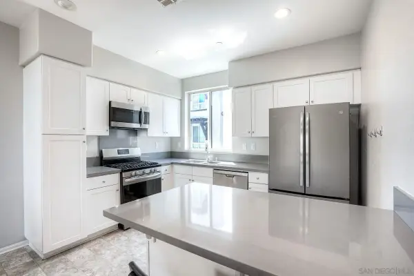 8850 Olive Ln #7, Santee, CA 92071