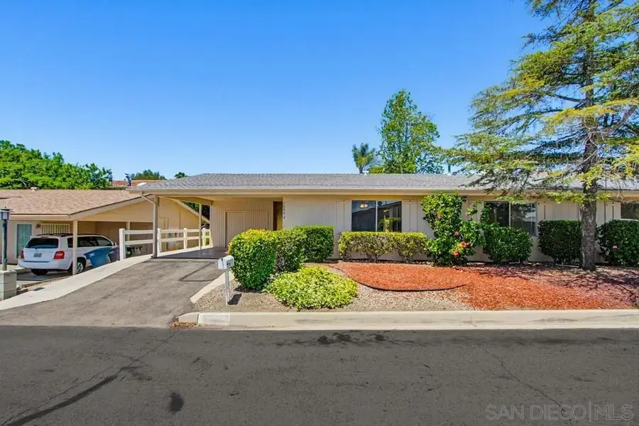 1886-A Fairway Park #A, Escondido, CA 92026 - #2