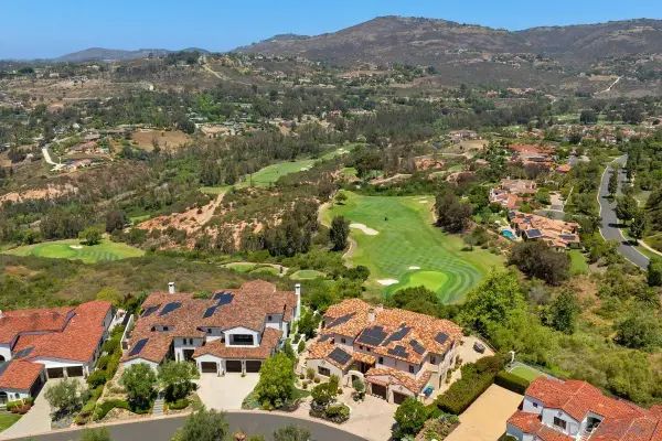 16647 Riding High Way, San Diego, CA 92127