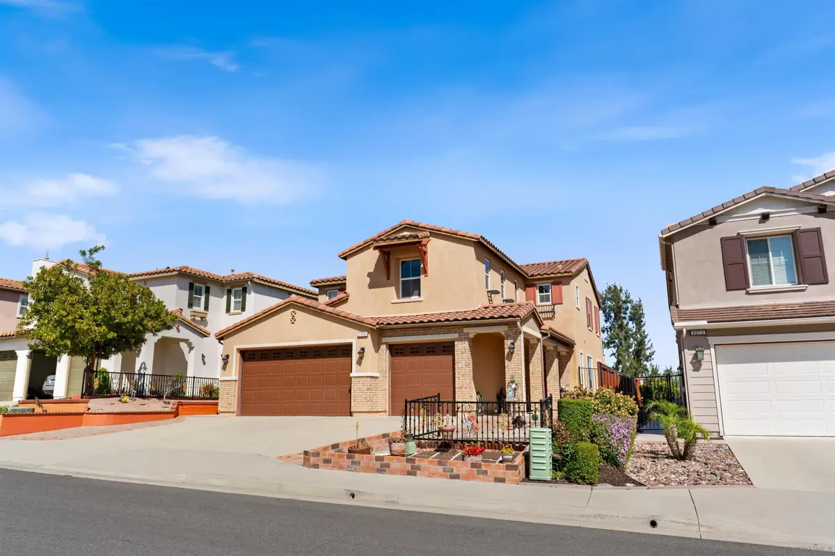 1268 Bellingham Dr., Oceanside, CA 92057 - #1