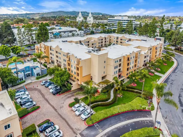 8889 Caminito Plaza Centro #7225, San Diego, CA 92122