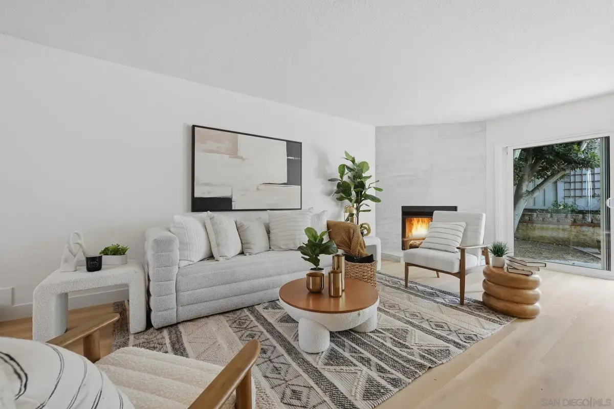 8067 Caminito Mallorca, La Jolla, CA 92037 - #1
