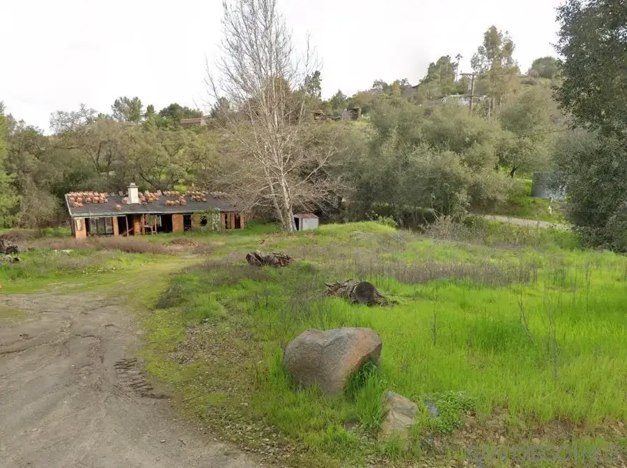 865 N Glen Oaks Dr, Alpine, CA 91901 - #2