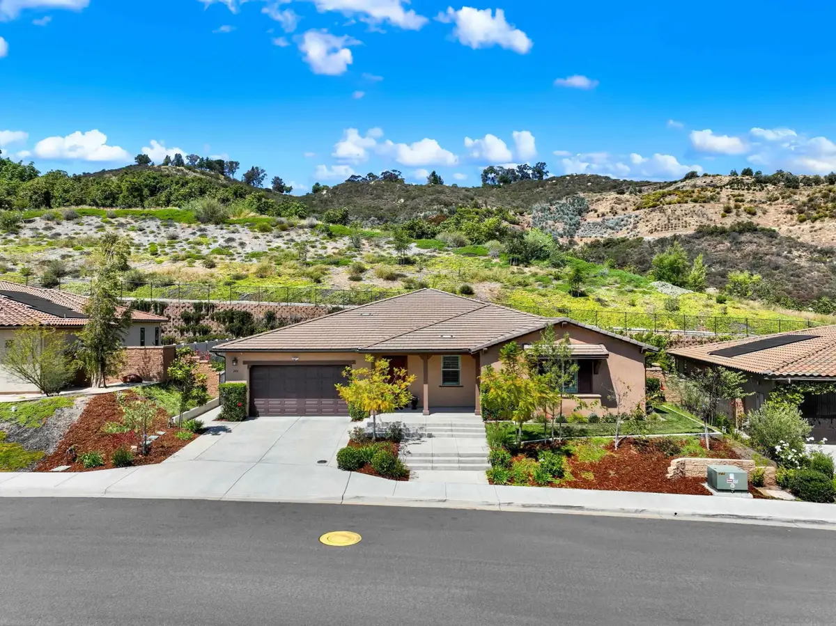 2496 Newgrove Pl, Escondido, CA 92027 - #1