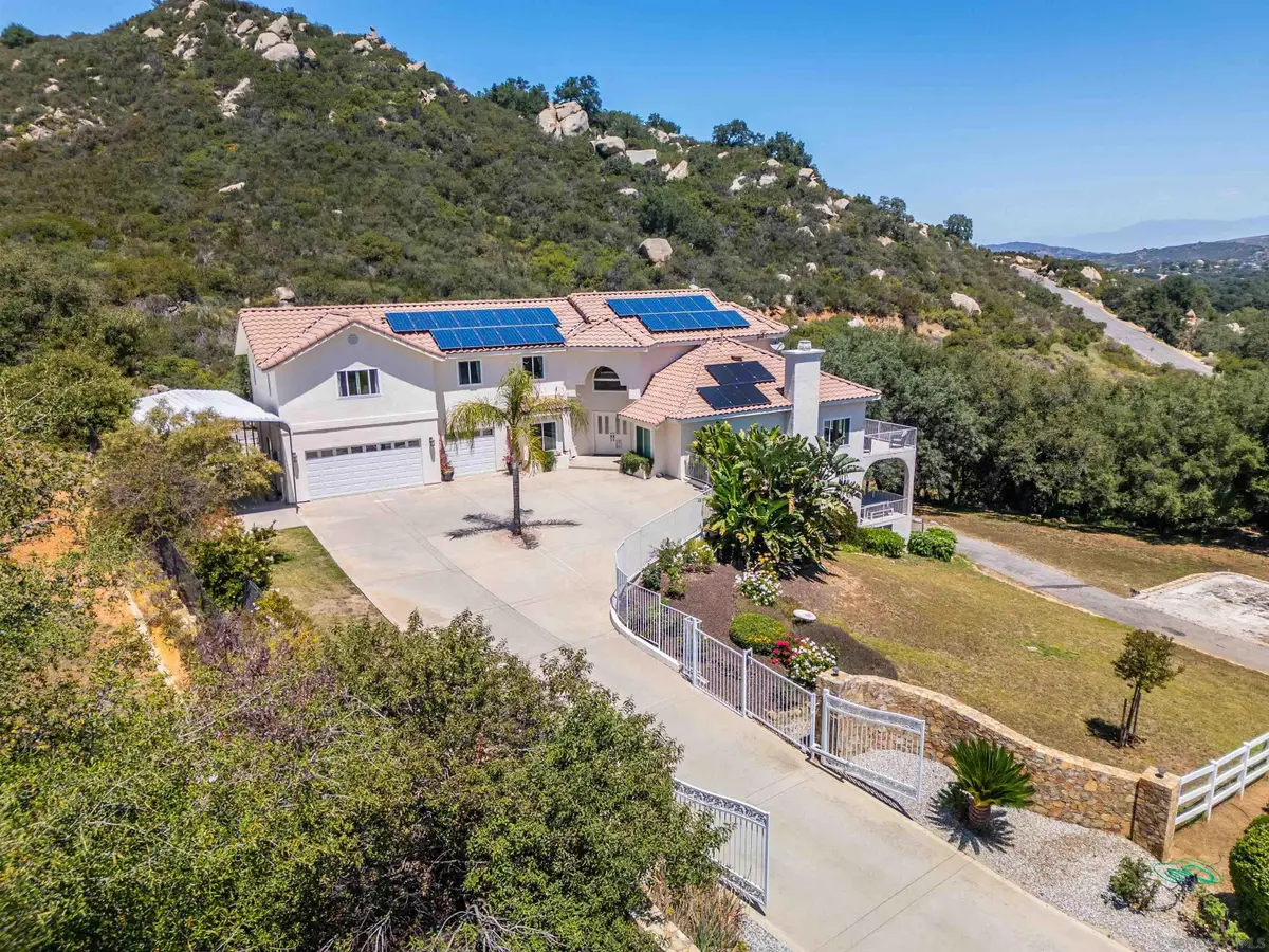 18380 Avenida Caleta, Murrieta, CA 92562 - #1