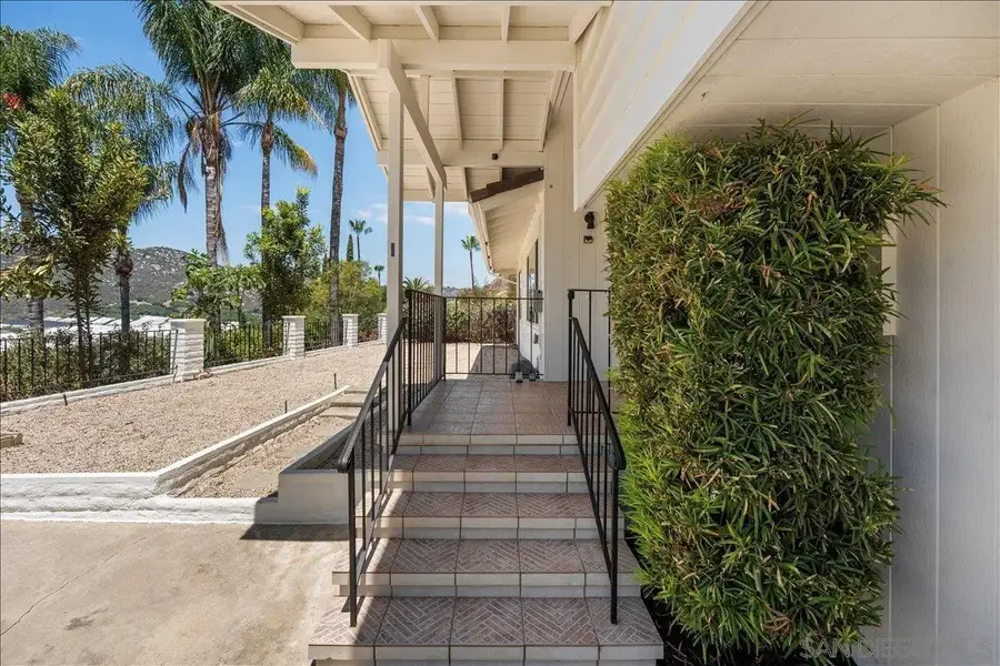 3548 Laurashawn Lane, Escondido, CA 92026 - #3