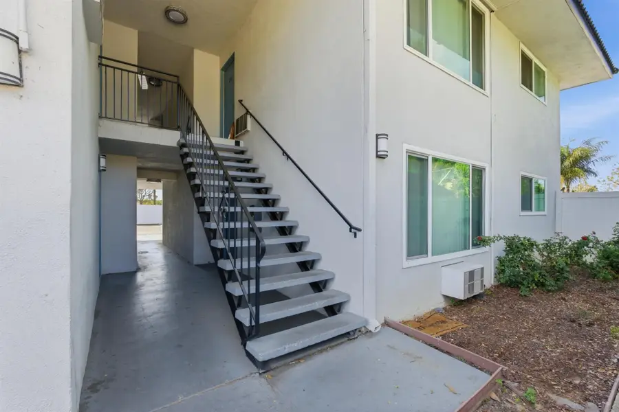 1015 E Ohio Ave, Escondido, CA 92025 - #3