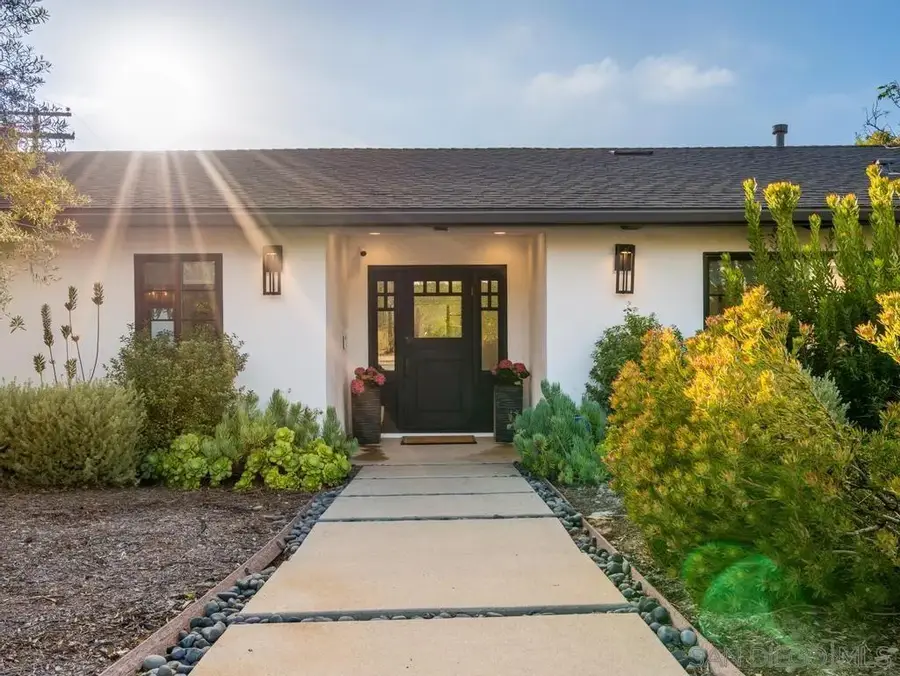 8804 Robinhood Lane, La Jolla, CA 92037 - #2