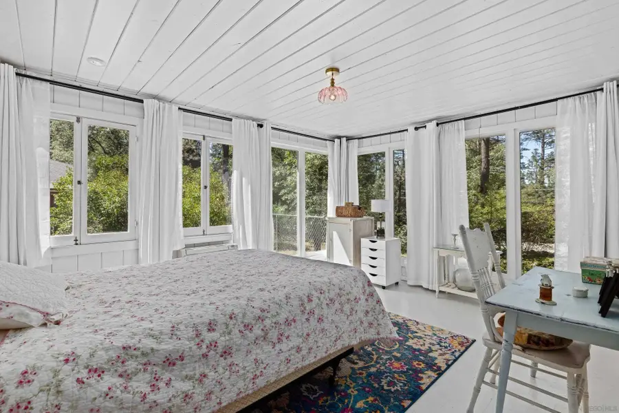 25860 Oakwood St, Idyllwild, CA 92549 - #2