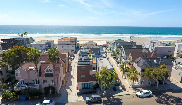3828 Mission Blvd, San Diego, CA 92109