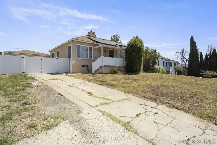 1537 Drexel Dr., Lemon Grove, CA 91945 - #2