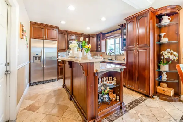 2293 Pruneridge Ave, Santa Clara, CA 95050
