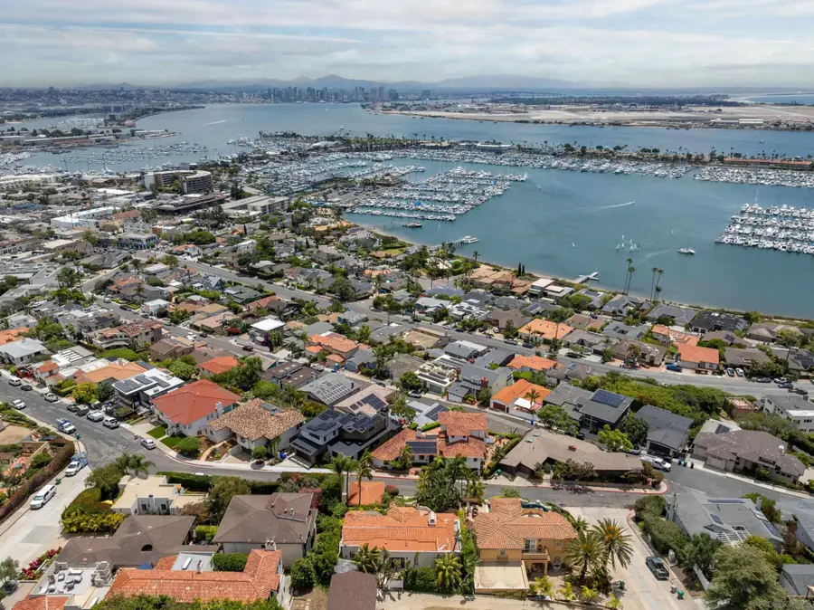 874 Harbor View West, San Diego, CA 92106 - #3