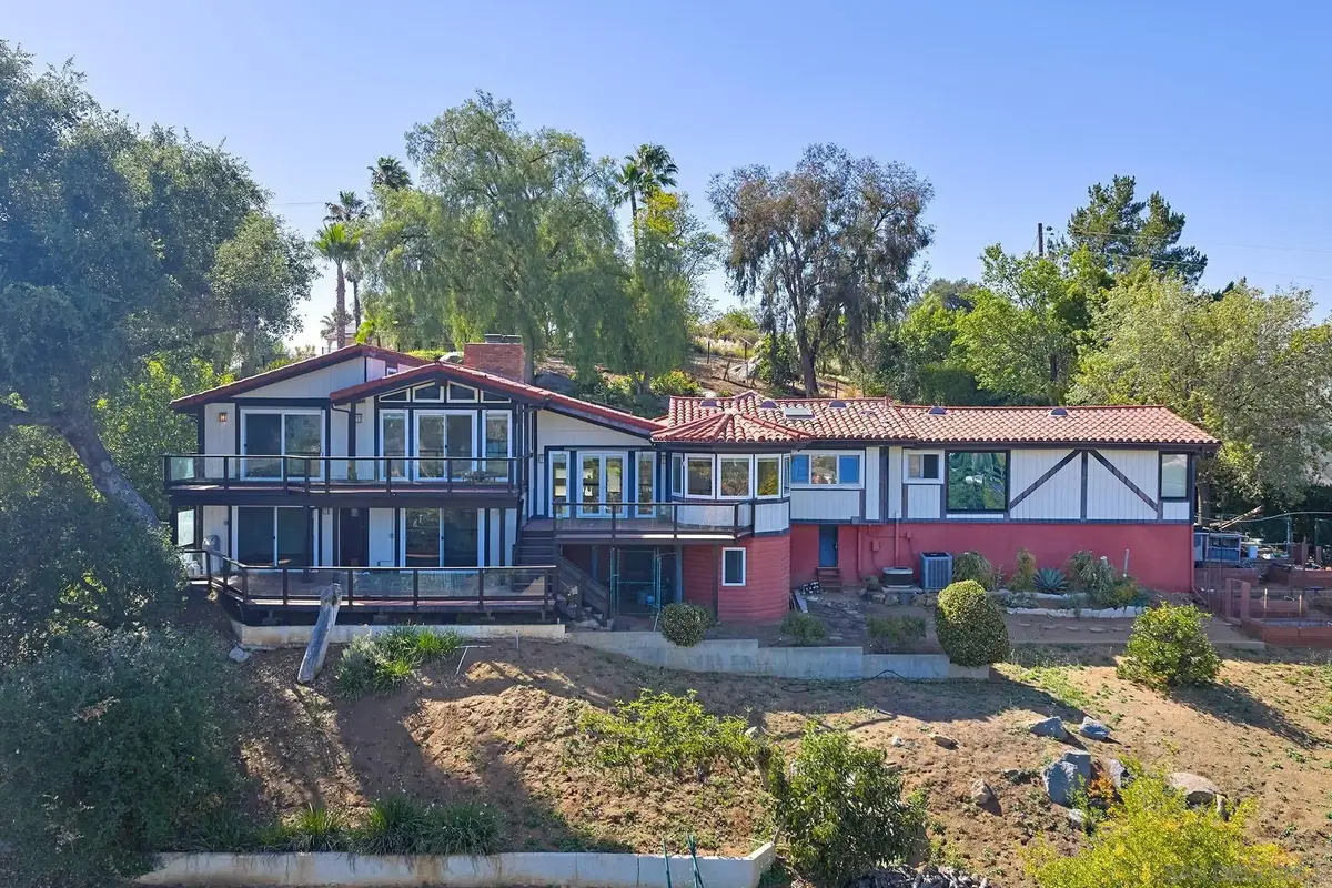 2448 Royal Crest, Escondido, CA 92025 - #1